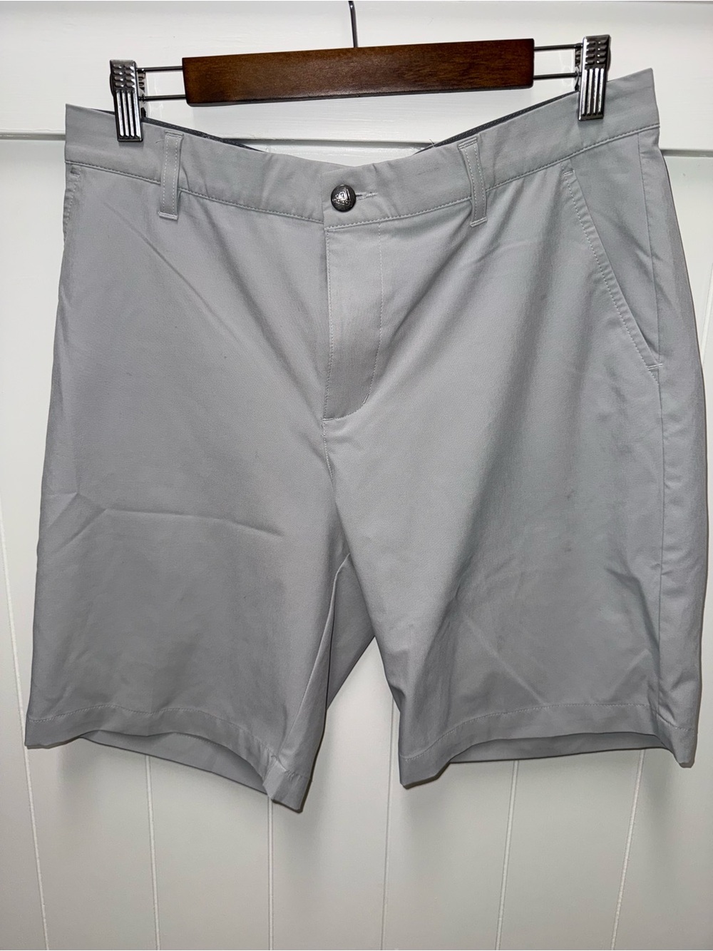 Adidas Primegreen Men’s Gray Golf Shorts Size 32 Performance Stretch Flat Front